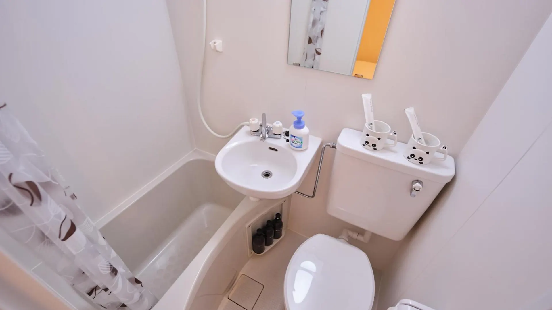 Tora Hotel Tokyo Ueno 寅ホテル 上野 A 0*,