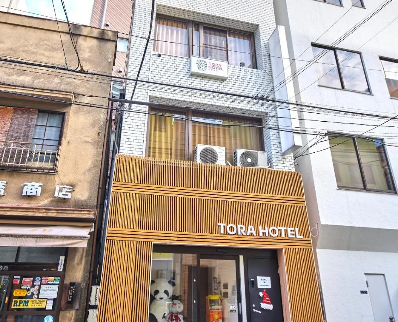Tora Hotel Tokyo Ueno 寅ホテル 上野 A Guest house